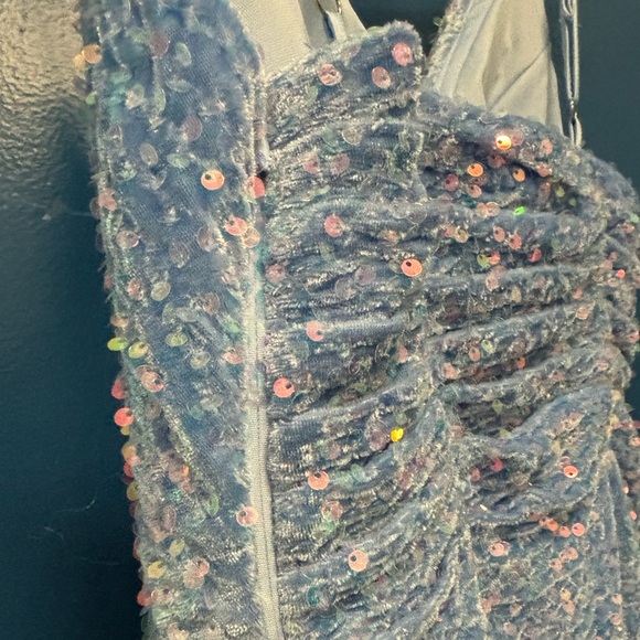 Baby blue cocktail beaded dress. Little stretch, side-zipper - Picture 3 of 3